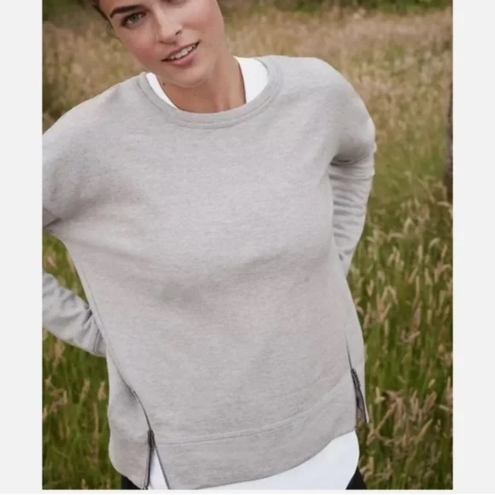 Athleta xs sweater